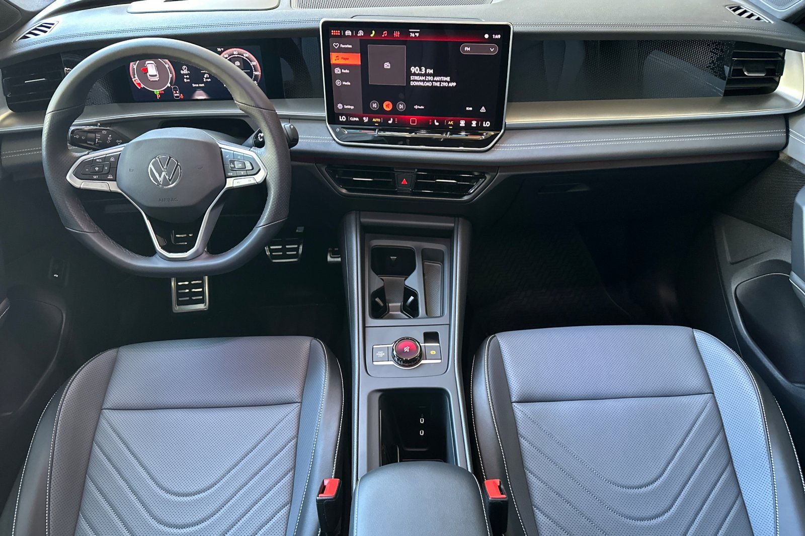 New 2026 Volkswagen Tiguan SE R-Line FWD image 11