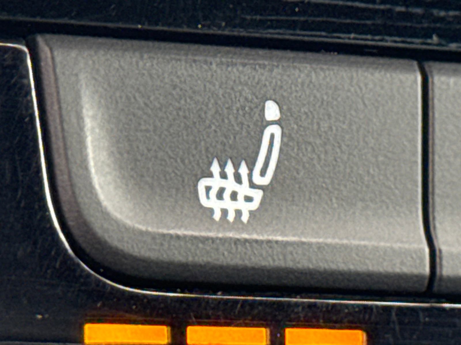 Used 2022 Volkswagen Atlas Cross Sport SE w/ Panoramic Sunroof Package image 27