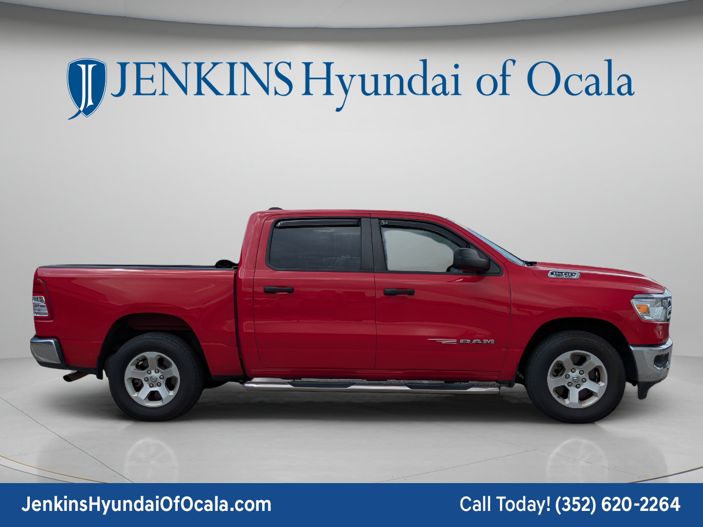 Used 2019 RAM 1500 Tradesman RWD image 2