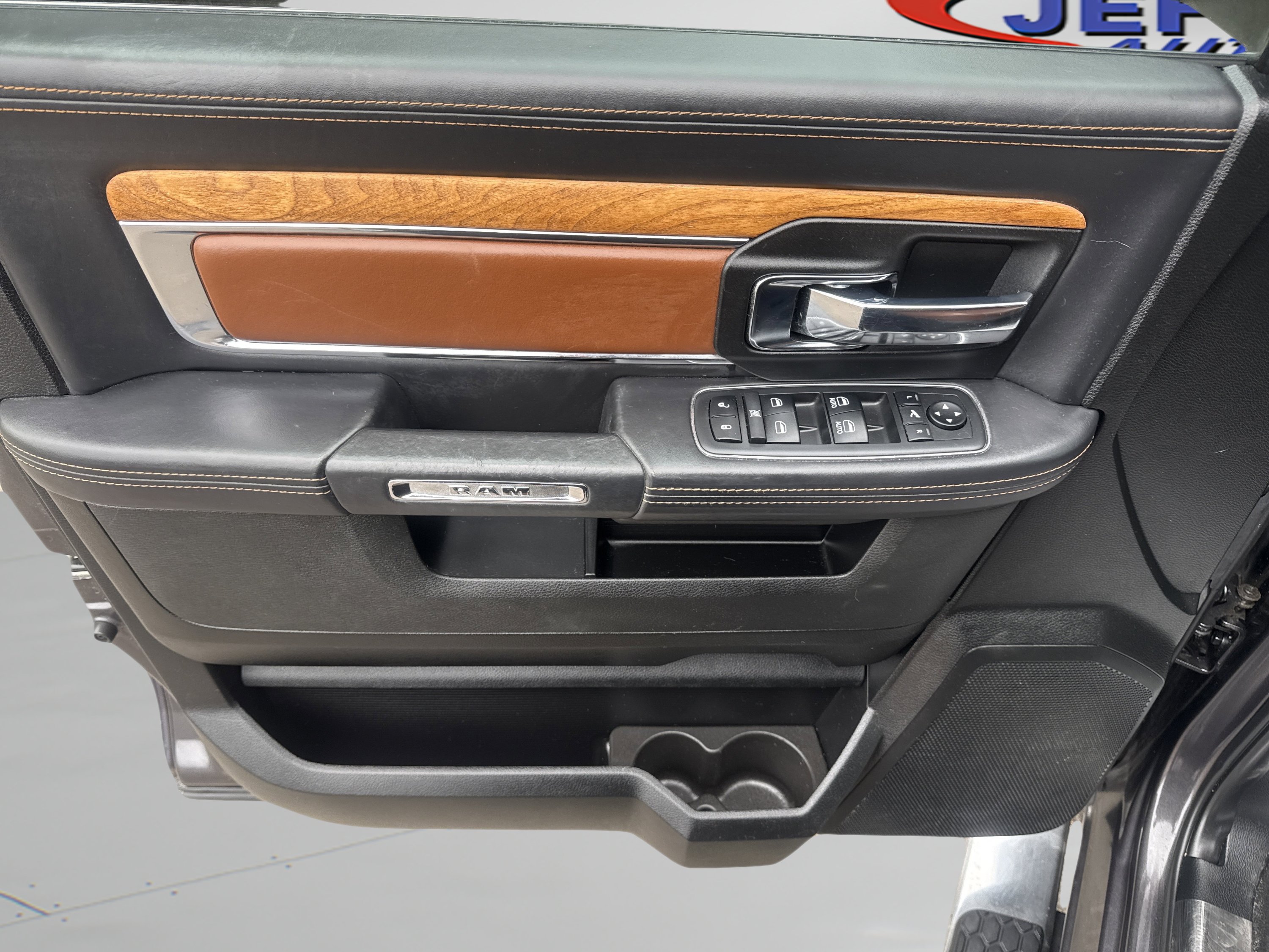 Used 2017 RAM 1500 Laramie Longhorn AWD/4WD image 20