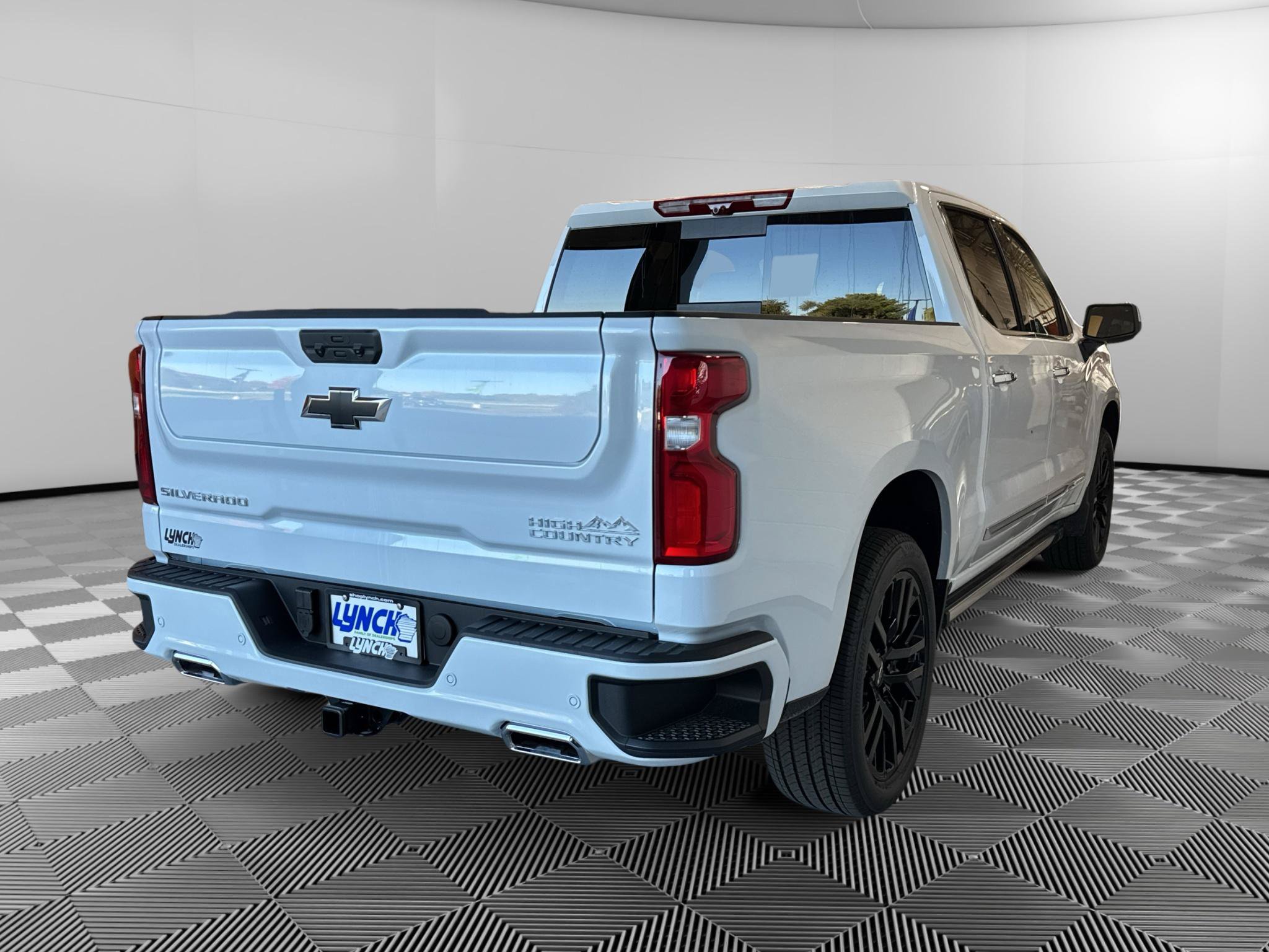 New 2026 Chevrolet Silverado 1500 High Country w/ Technology Package AWD/4WD image 5