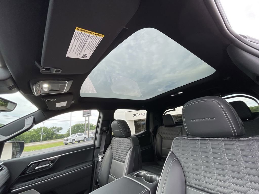 New 2025 GMC Sierra EV Denali image 25