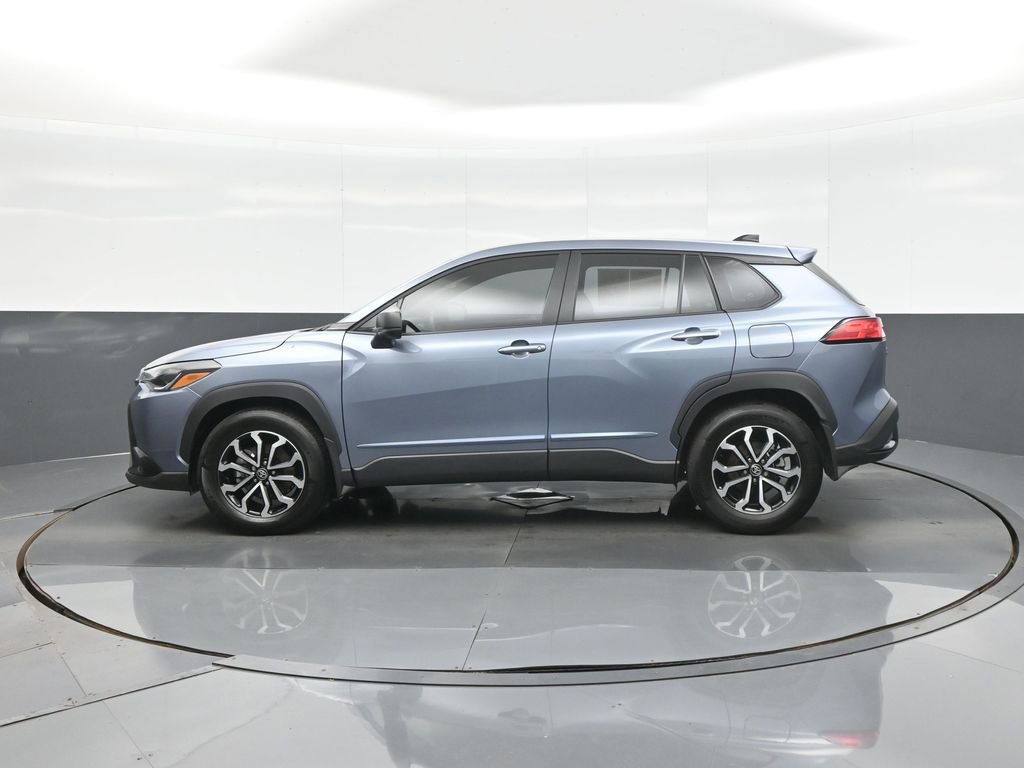 Used 2025 Toyota Corolla Cross AWD Hybrid image 4