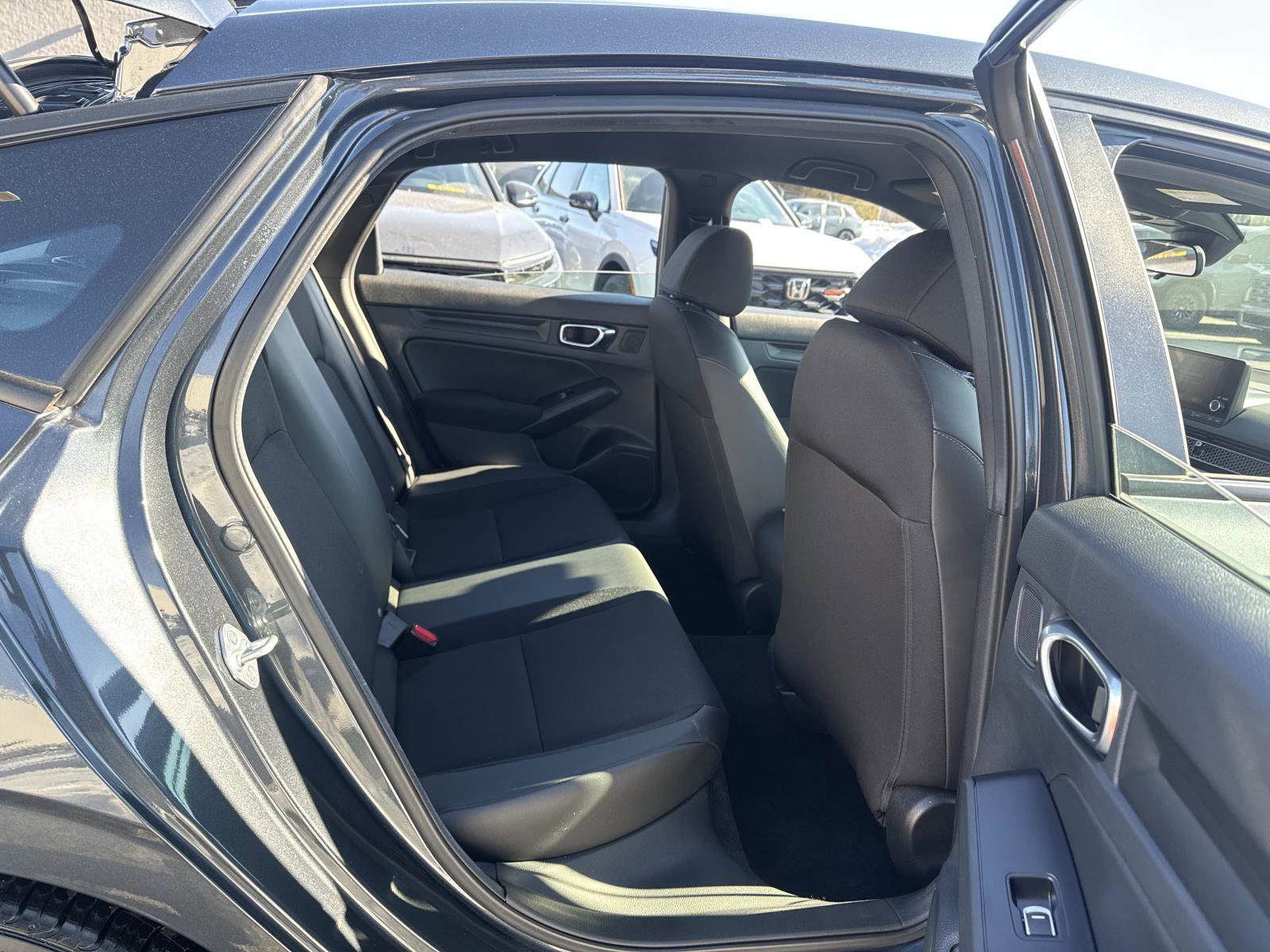 Used 2025 Honda Civic Sport image 14