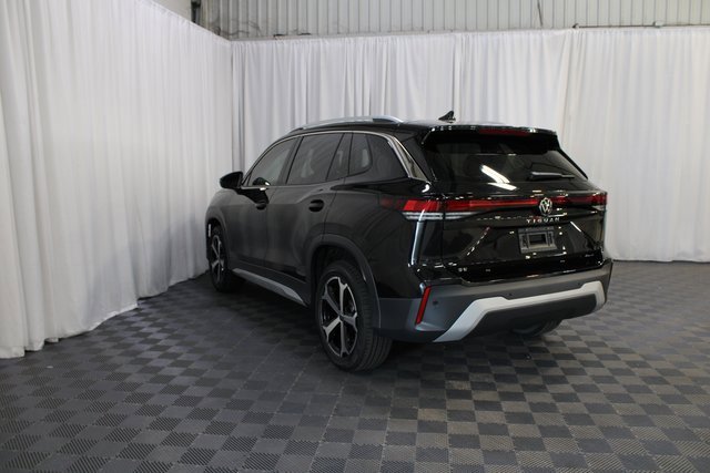 New 2025 Volkswagen Tiguan SE image 21