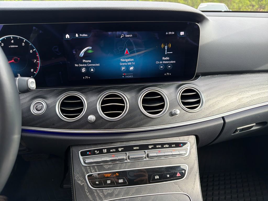 Used 2022 Mercedes-Benz E 350 Sedan image 22