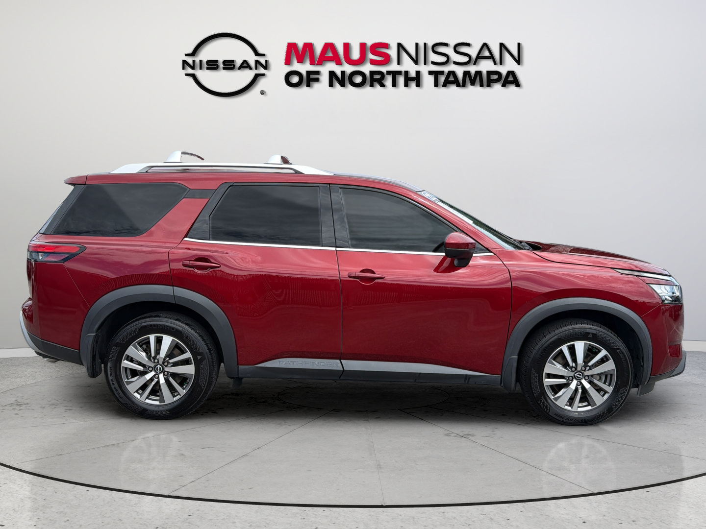 Certified 2022 Nissan Pathfinder SL w/ SL Black Package FWD image 13