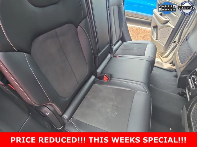 Used 2024 Jeep Grand Cherokee Altitude image 11