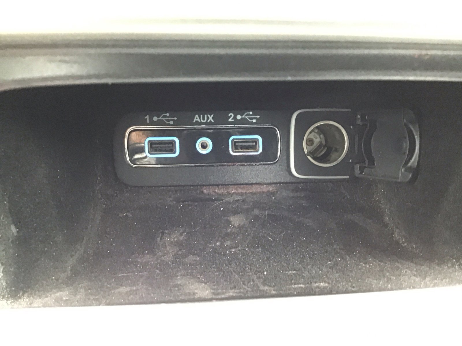 Used 2018 Jeep Grand Cherokee Altitude AWD/4WD image 19