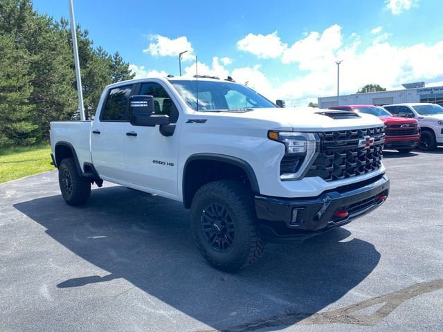 New 2026 Chevrolet Silverado 2500 ZR2 w/ LPO, Dark Essentials Package AWD/4WD image 8