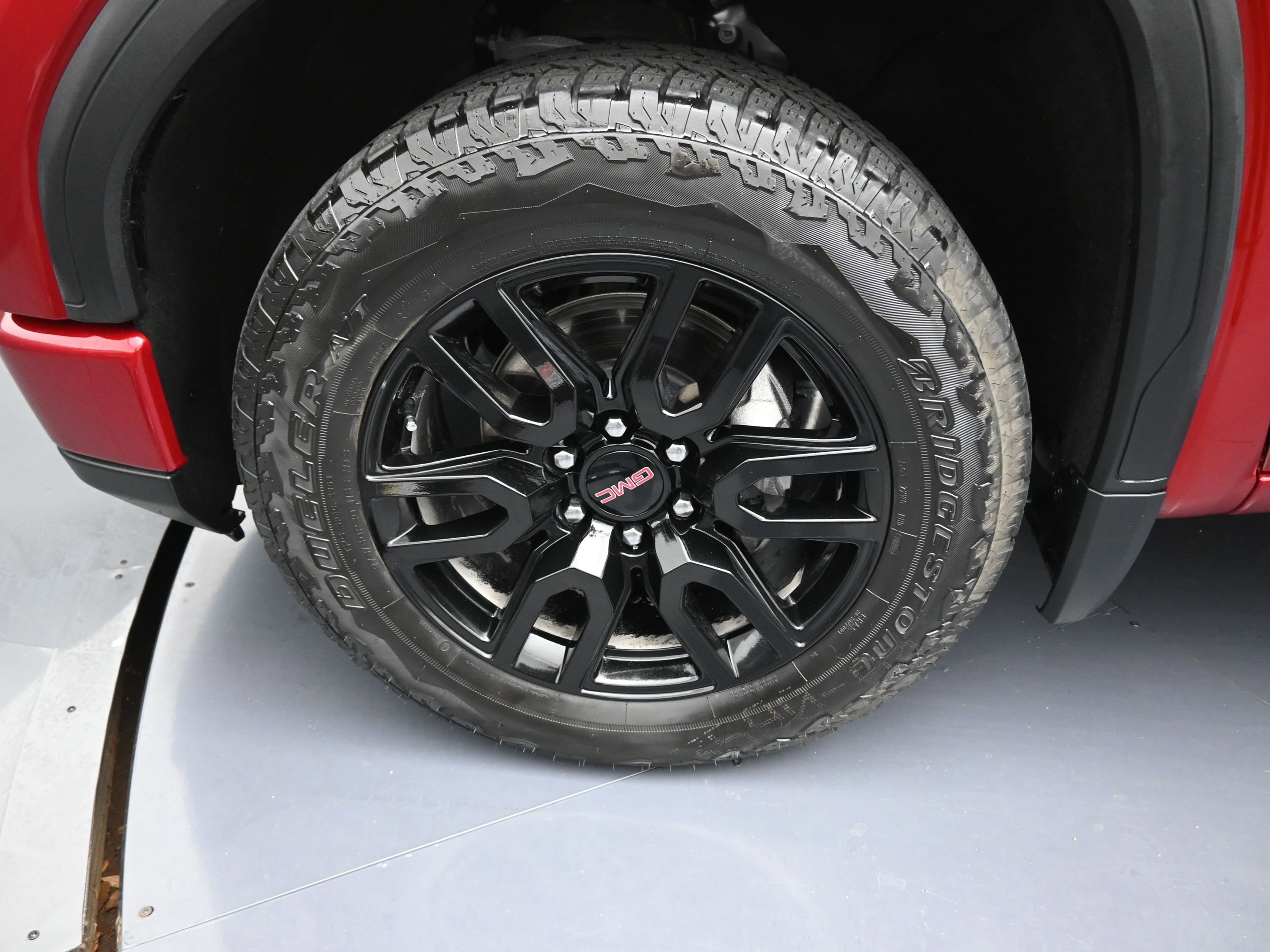 Used 2023 GMC Sierra 1500 Elevation w/ X31 Off-Road Package image 10