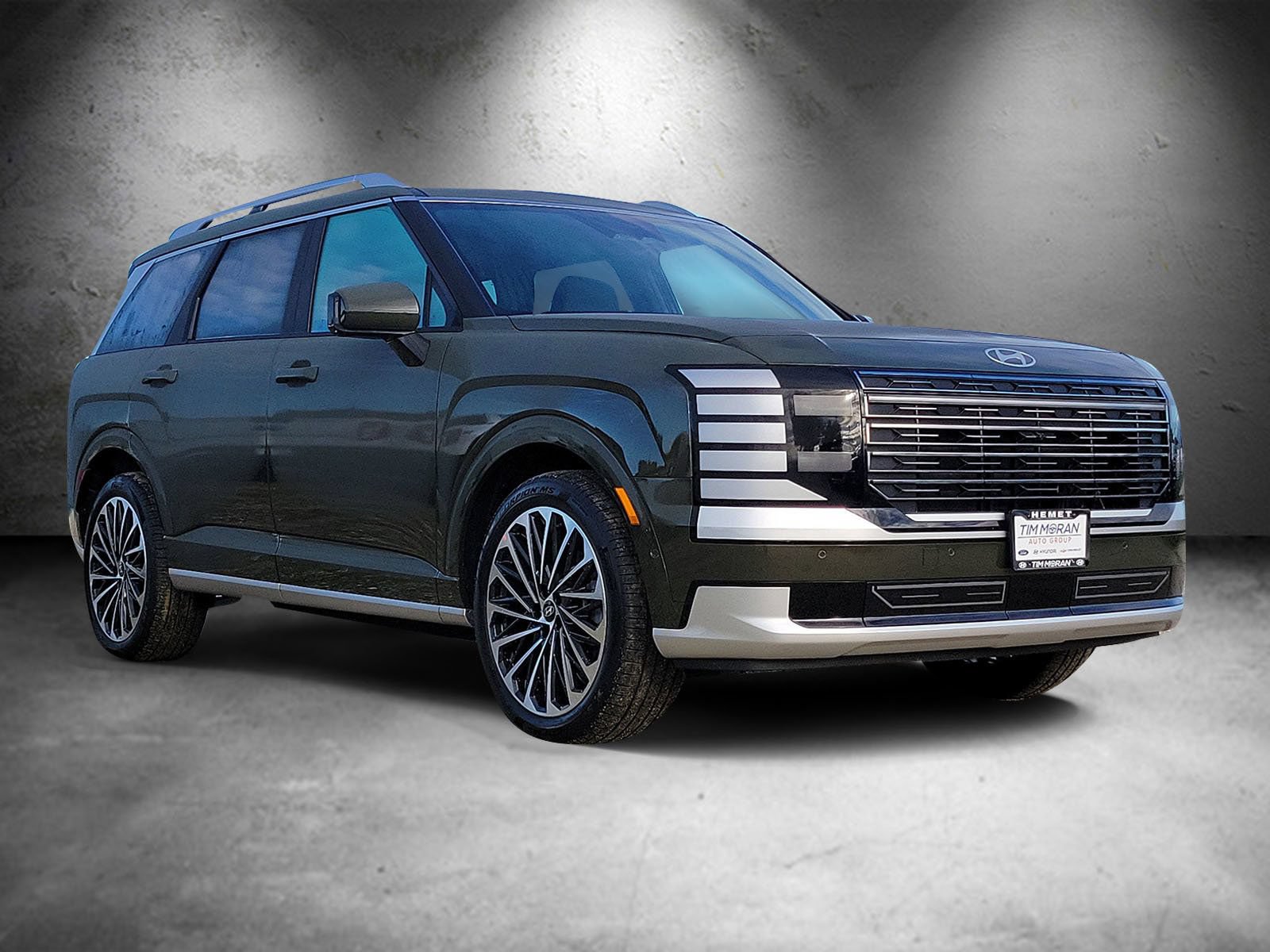 New 2026 Hyundai Palisade Calligraphy FWD image 2