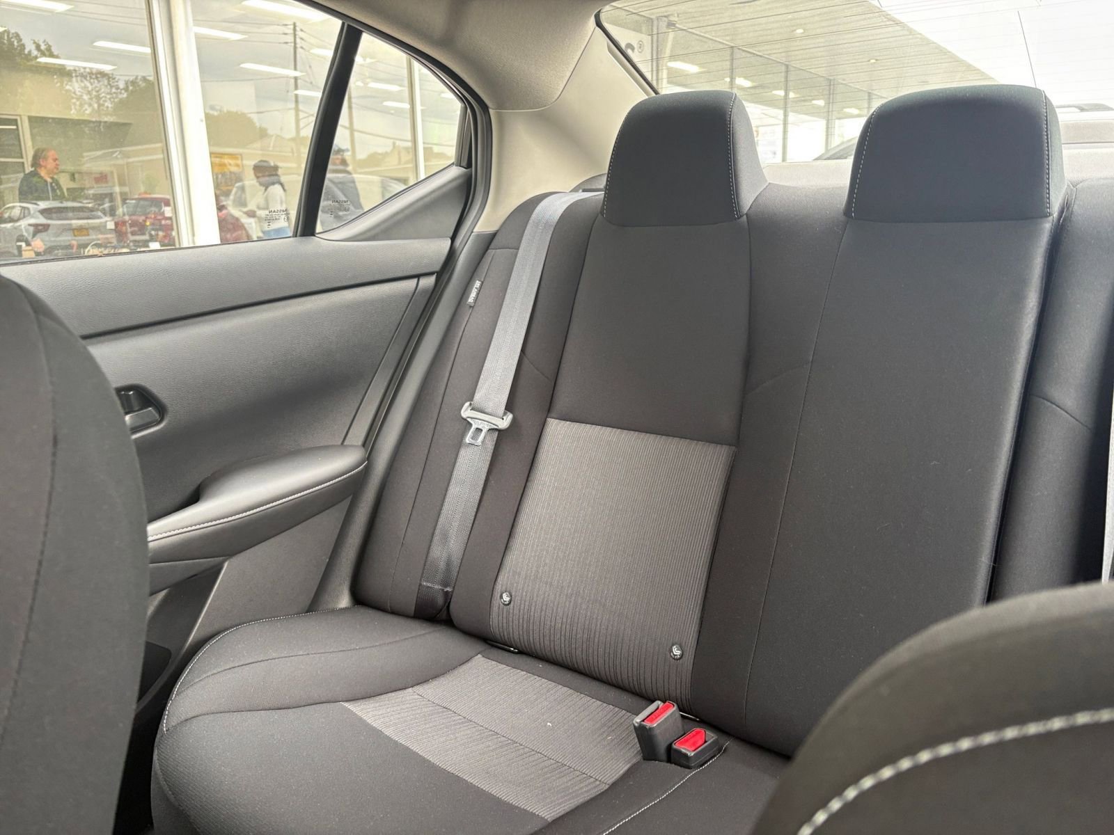 Used 2025 Nissan Sentra SV FWD image 37