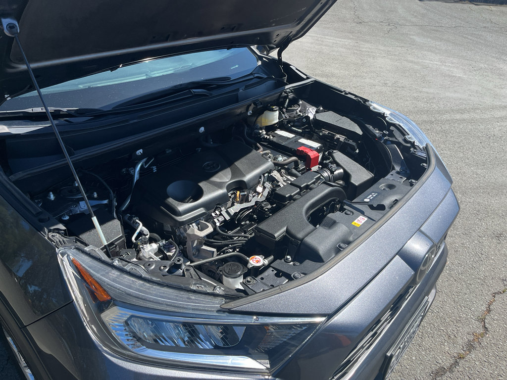 Used 2021 Toyota RAV4 XLE w/ Convenience Package AWD/4WD image 11