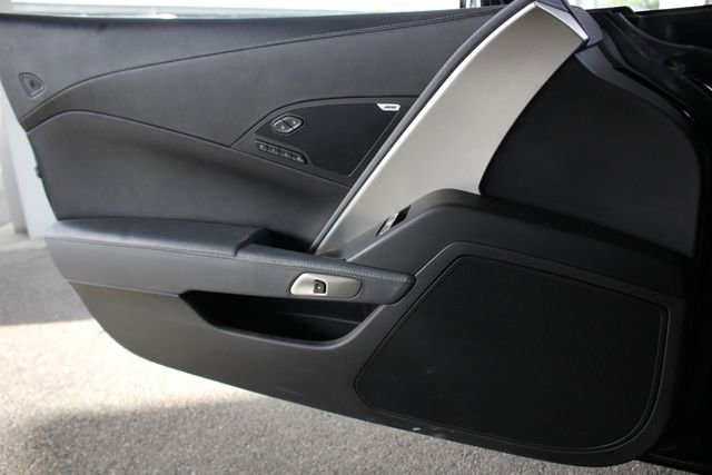 Used 2016 Chevrolet Corvette Z06 w/ 2LZ Preferred Equipment Group image 38