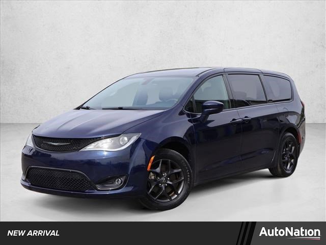 Used 2019 Chrysler Pacifica Touring Plus w/ S Appearance Package FWD image 1