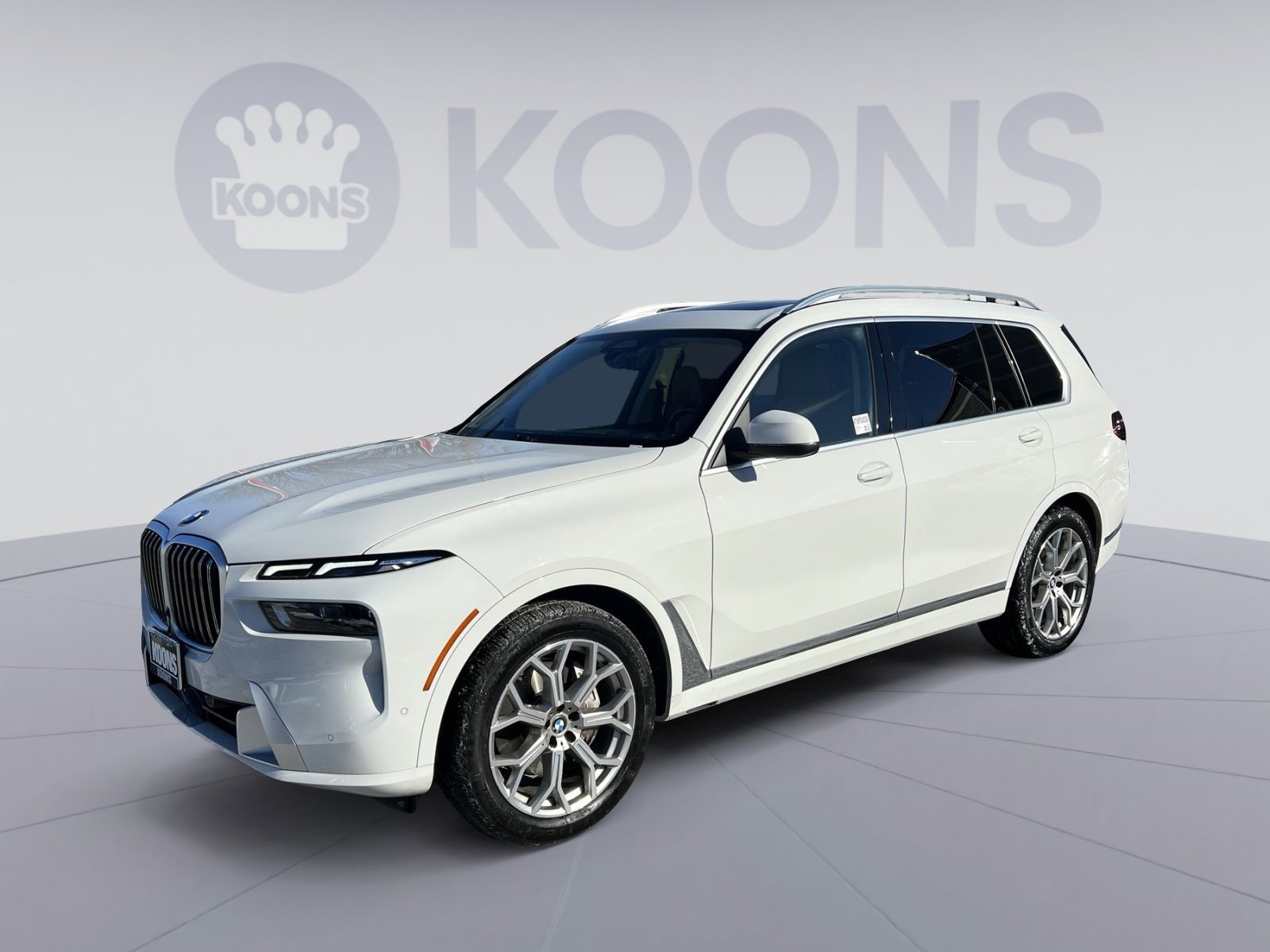 Used 2024 BMW X7 xDrive40i w/ Executive Package image 1