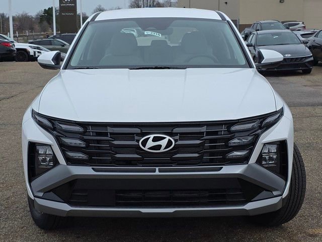 Certified 2025 Hyundai Tucson SE image 19