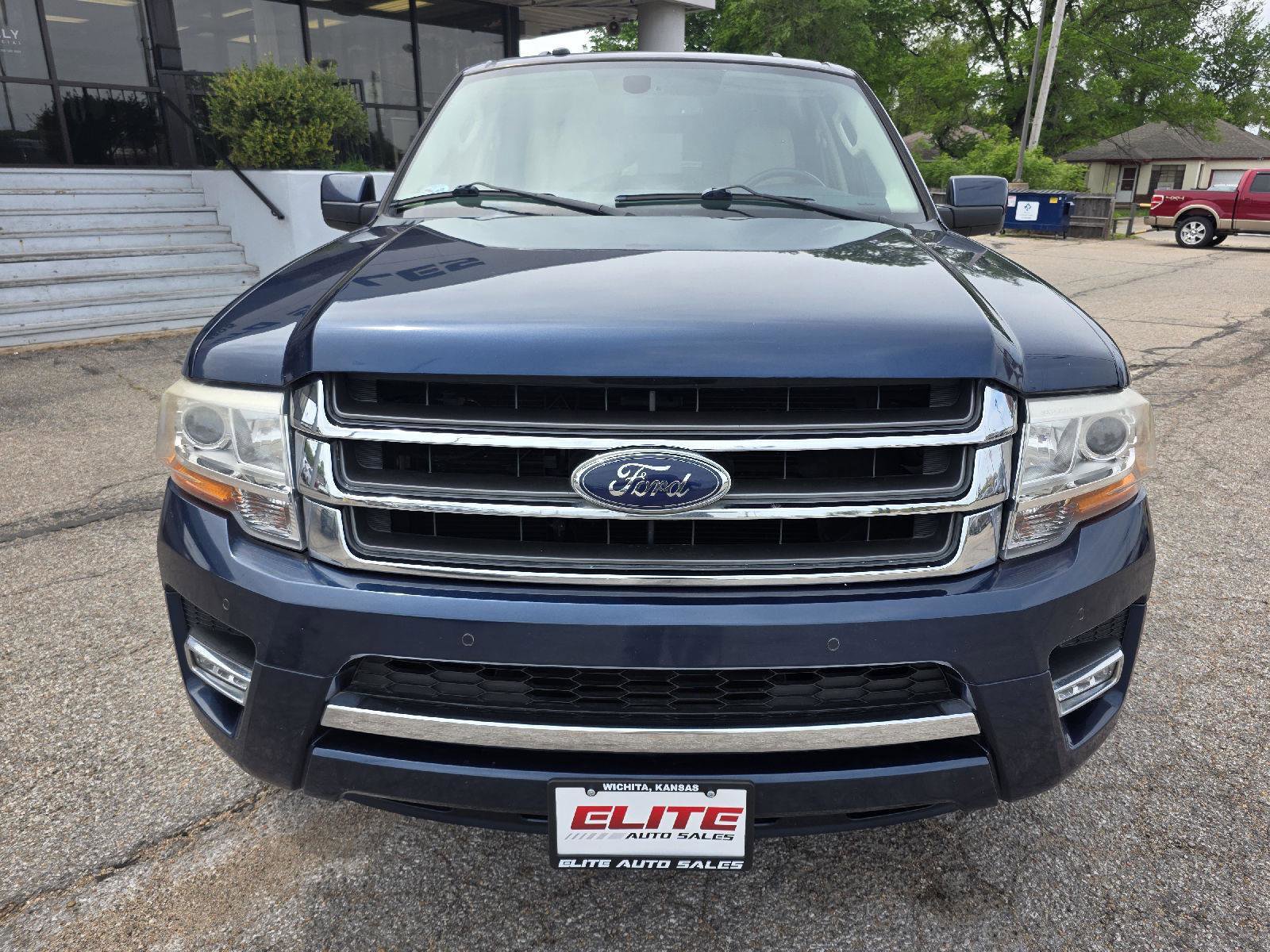 Used 2017 Ford Expedition EL Limited w/ Equipment Group 301A RWD image 2