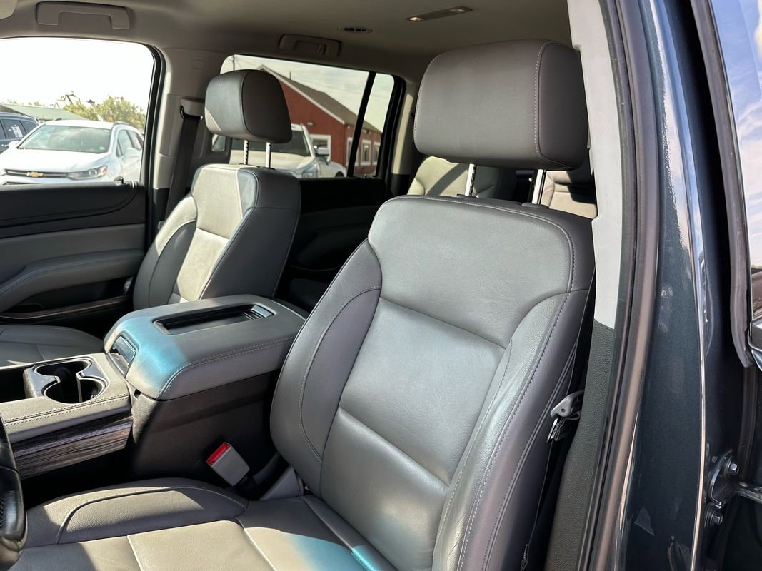 Used 2019 Chevrolet Suburban LT image 37