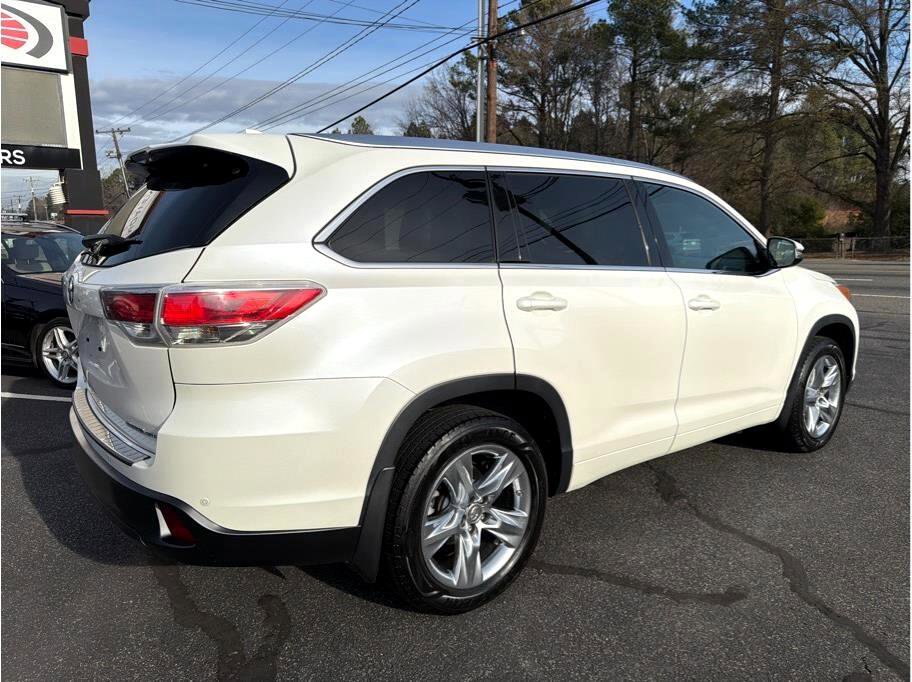Used 2014 Toyota Highlander Limited image 6