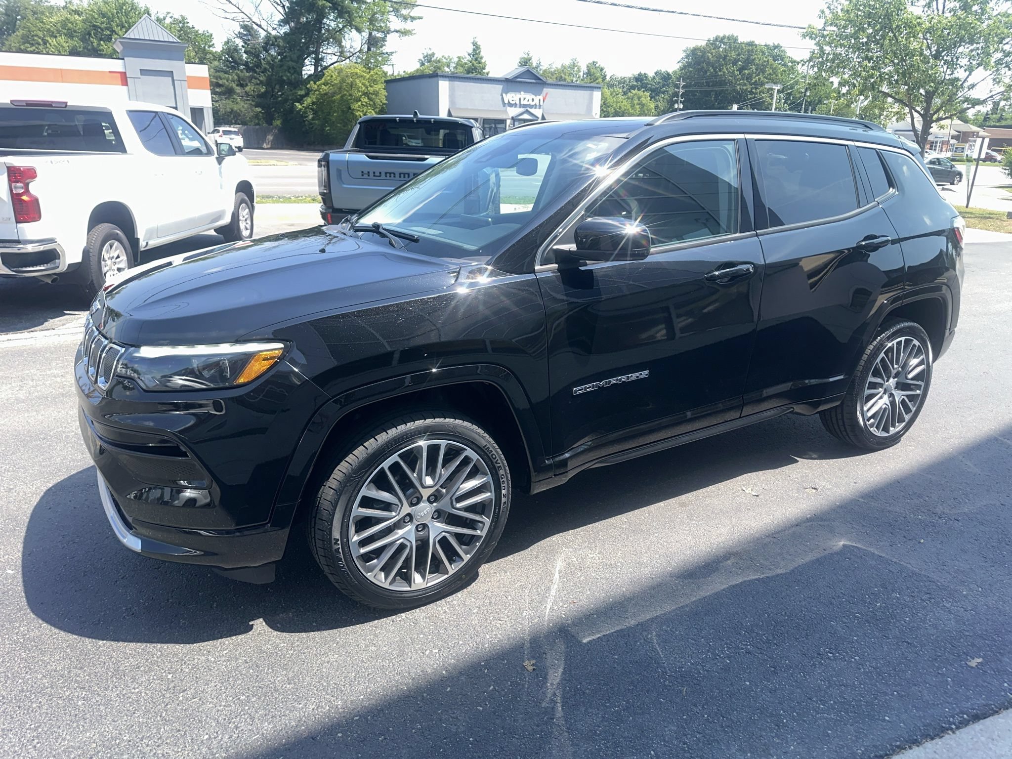 Used 2022 Jeep Compass Limited w/ Elite Group AWD/4WD image 8