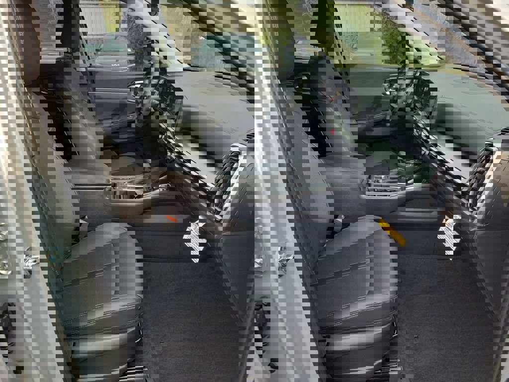 New 2026 Kia Sorento S image 7