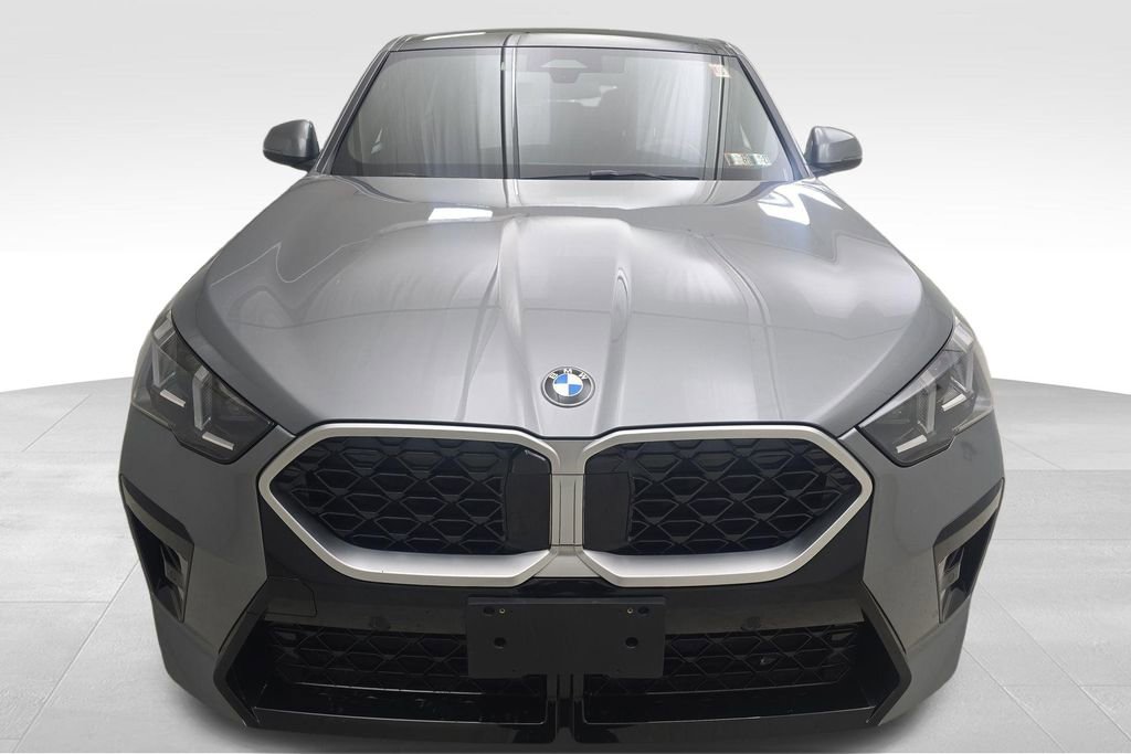 Certified 2025 BMW X2 xDrive28i image 4