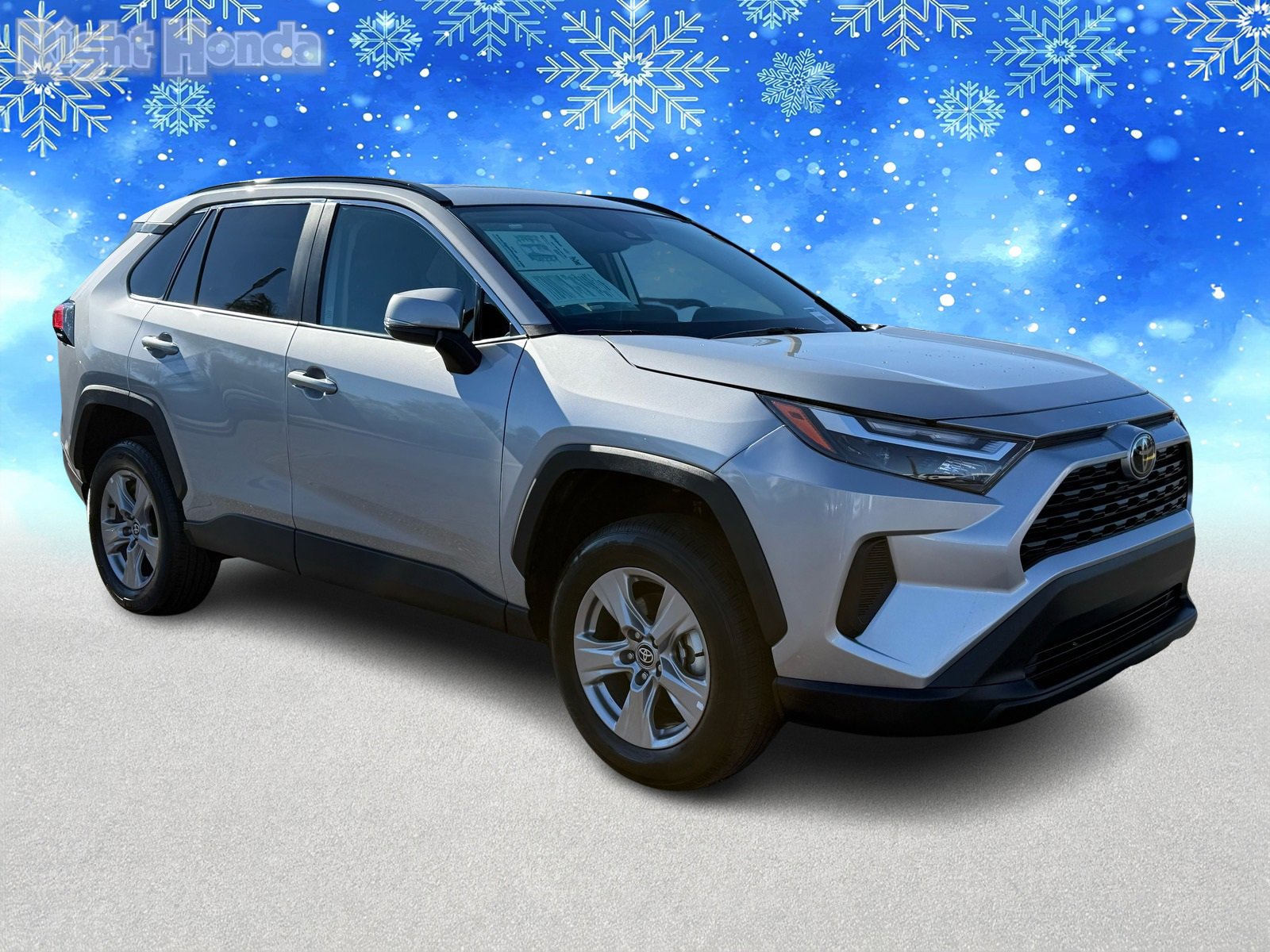 Used 2025 Toyota RAV4 XLE image 9