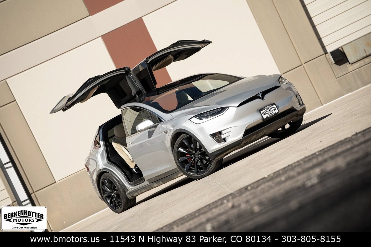 Used 2016 Tesla Model X Performance AWD/4WD image 30