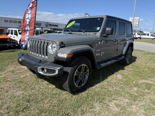 Certified 2023 Jeep Wrangler Sahara w/ Cold Weather Group image 3