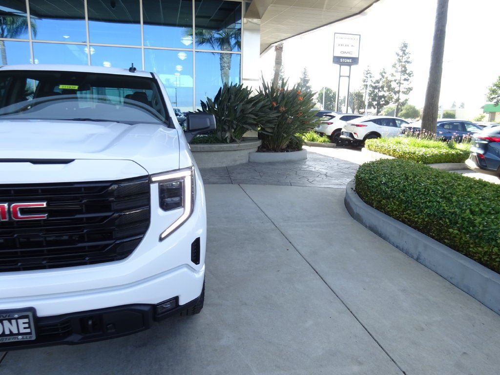 New 2026 GMC Sierra 1500 Elevation AWD/4WD image 30
