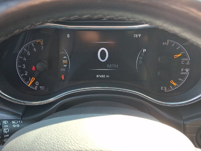 Used 2020 Jeep Grand Cherokee Altitude AWD/4WD image 20