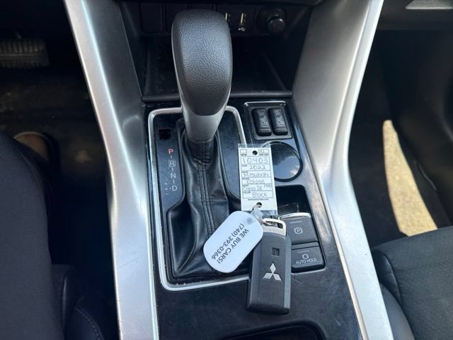 Used 2022 Mitsubishi Eclipse Cross FWD image 21