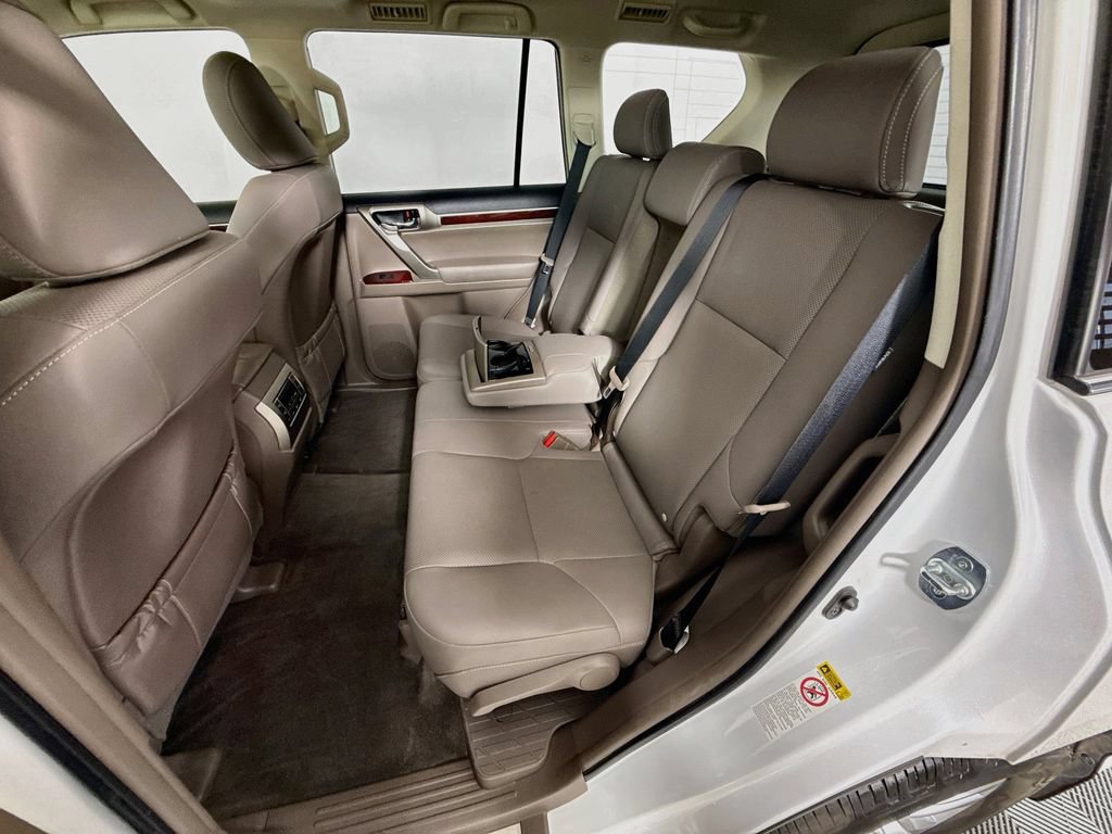 Used 2019 Lexus GX 460 Premium AWD/4WD image 26