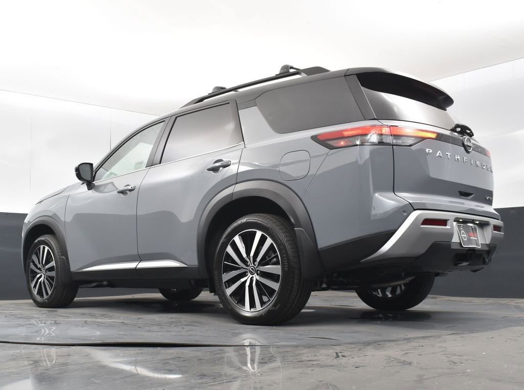 New 2025 Nissan Pathfinder Platinum w/ Cargo Package image 43