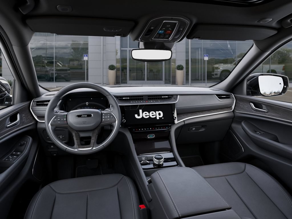 New 2026 Jeep Grand Cherokee Limited w/ Limited Altitude Package AWD/4WD image 15