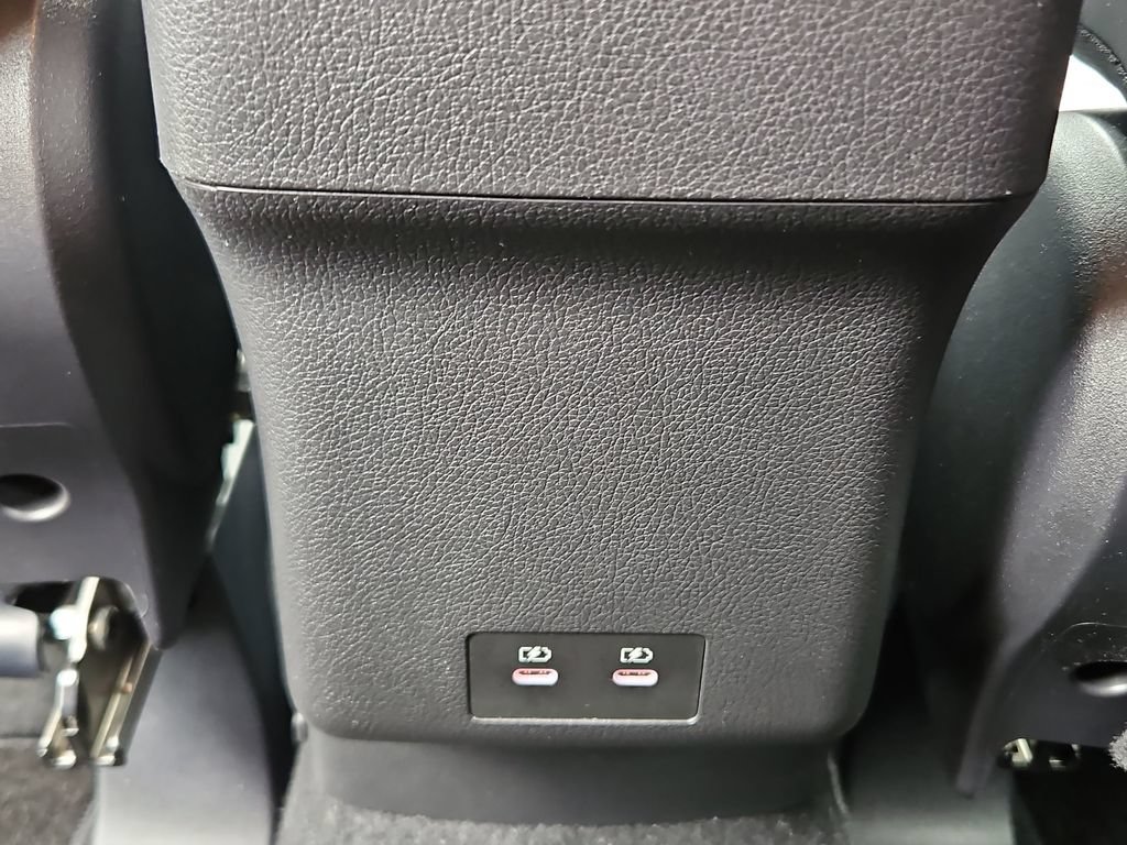 Used 2026 Mitsubishi Outlander Sport SE AWD/4WD image 27