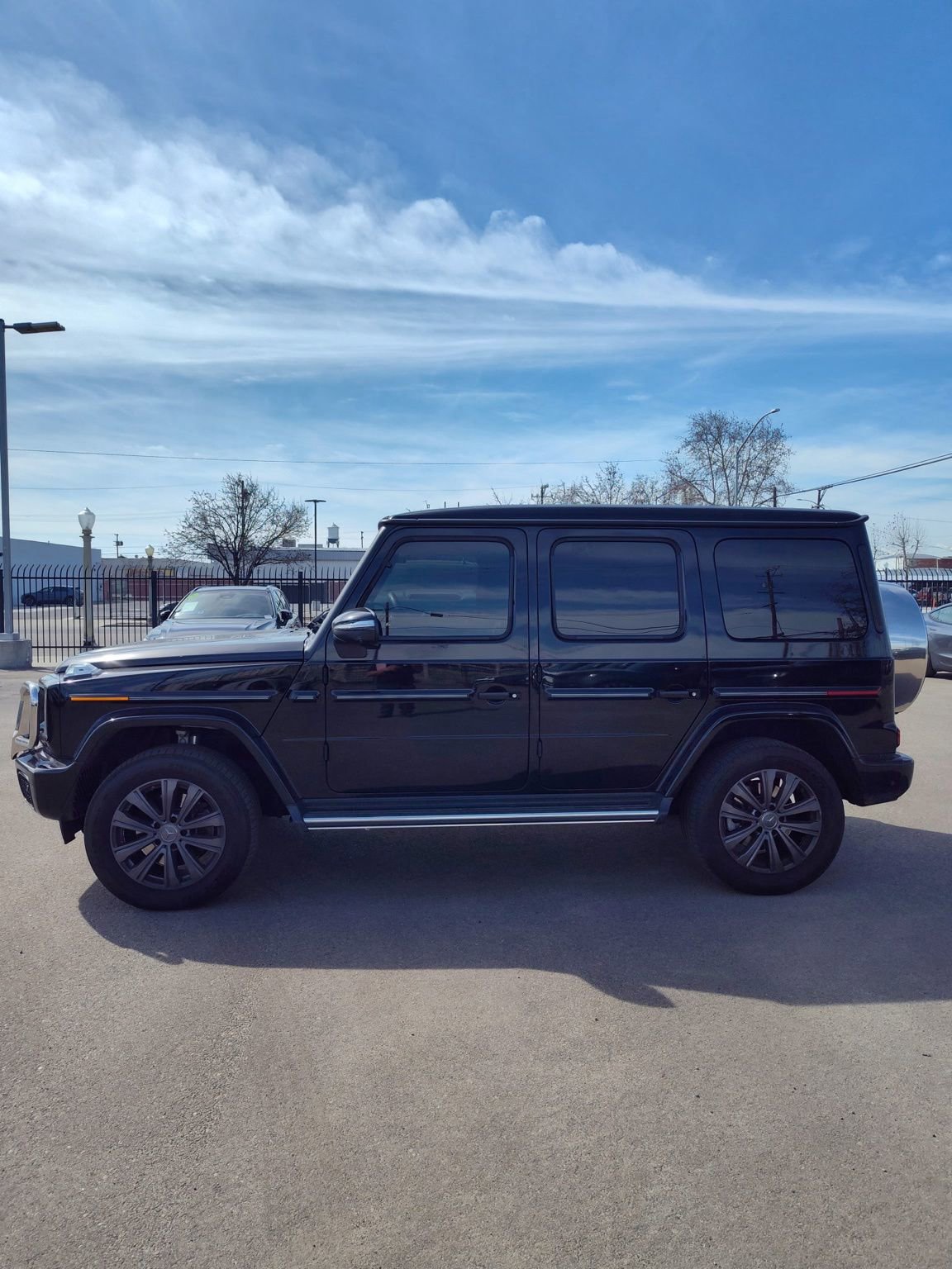 Used 2025 Mercedes-Benz G 550 image 2