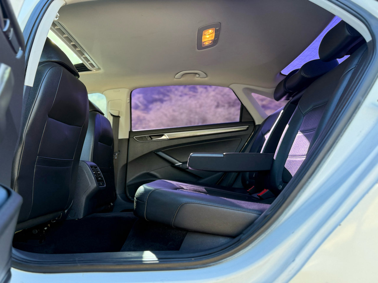 Used 2017 Volkswagen Passat 1.8T SE image 15