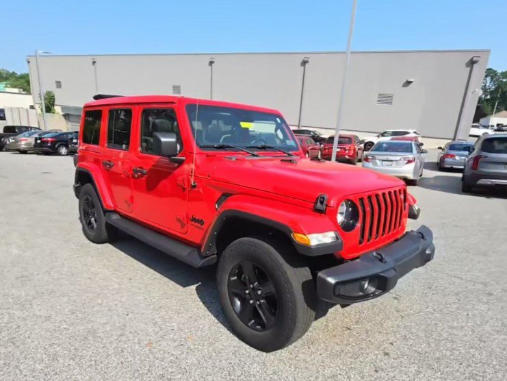 Certified 2022 Jeep Wrangler Unlimited Sahara AWD/4WD image 3