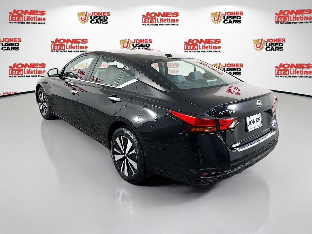 Certified 2022 Nissan Altima 2.5 SV image 2