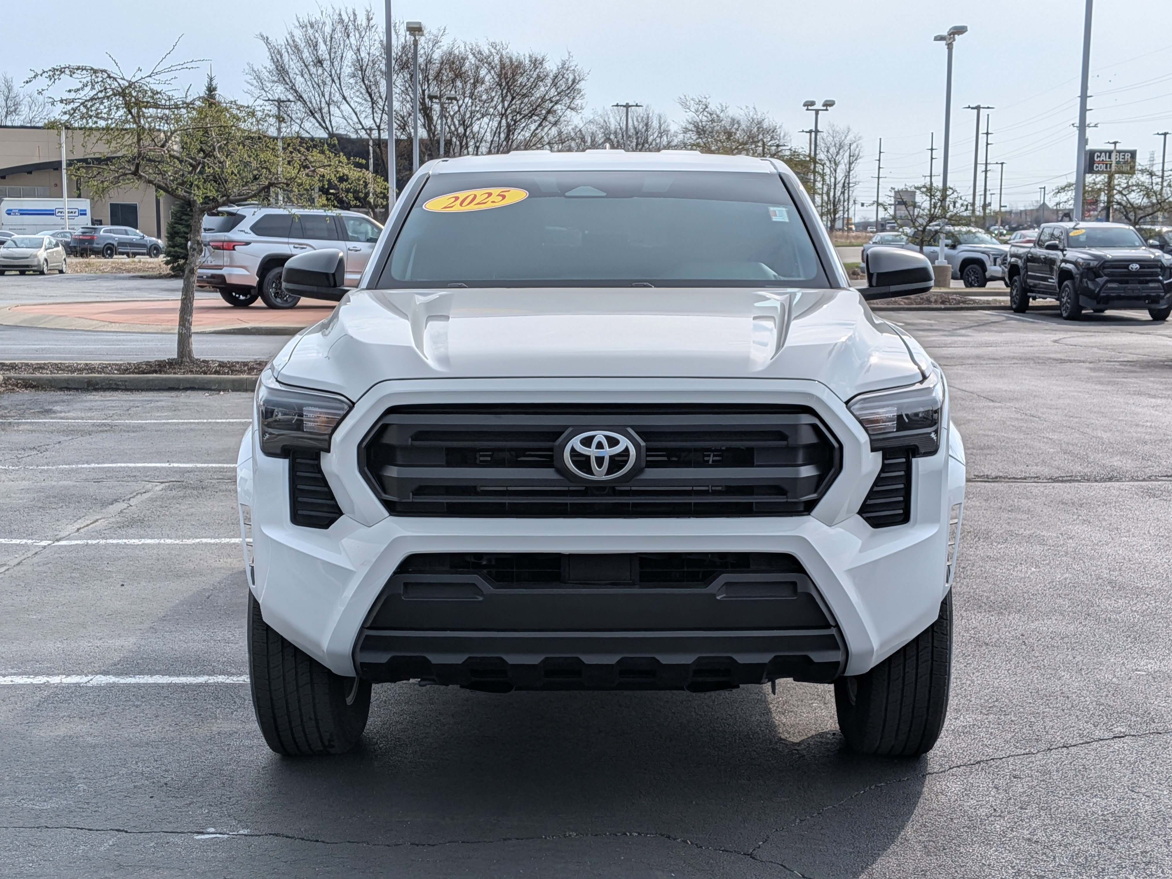 Used 2025 Toyota Tacoma SR image 2