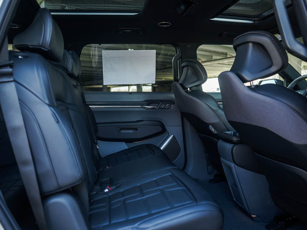 New 2026 Kia EV9 Land AWD/4WD image 13