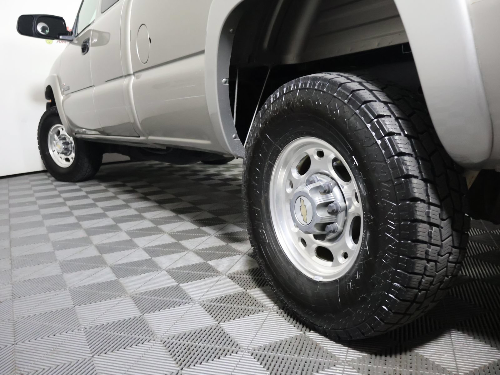 Used 2002 Chevrolet Silverado 2500 LS w/ Electrical Convenience Pkg AWD/4WD image 11
