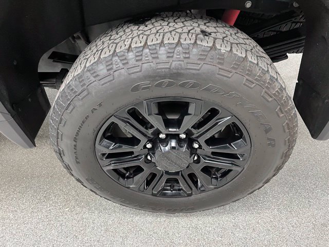 Used 2023 GMC Sierra 3500 Denali w/ Denali Black Diamond Edition AWD/4WD image 16
