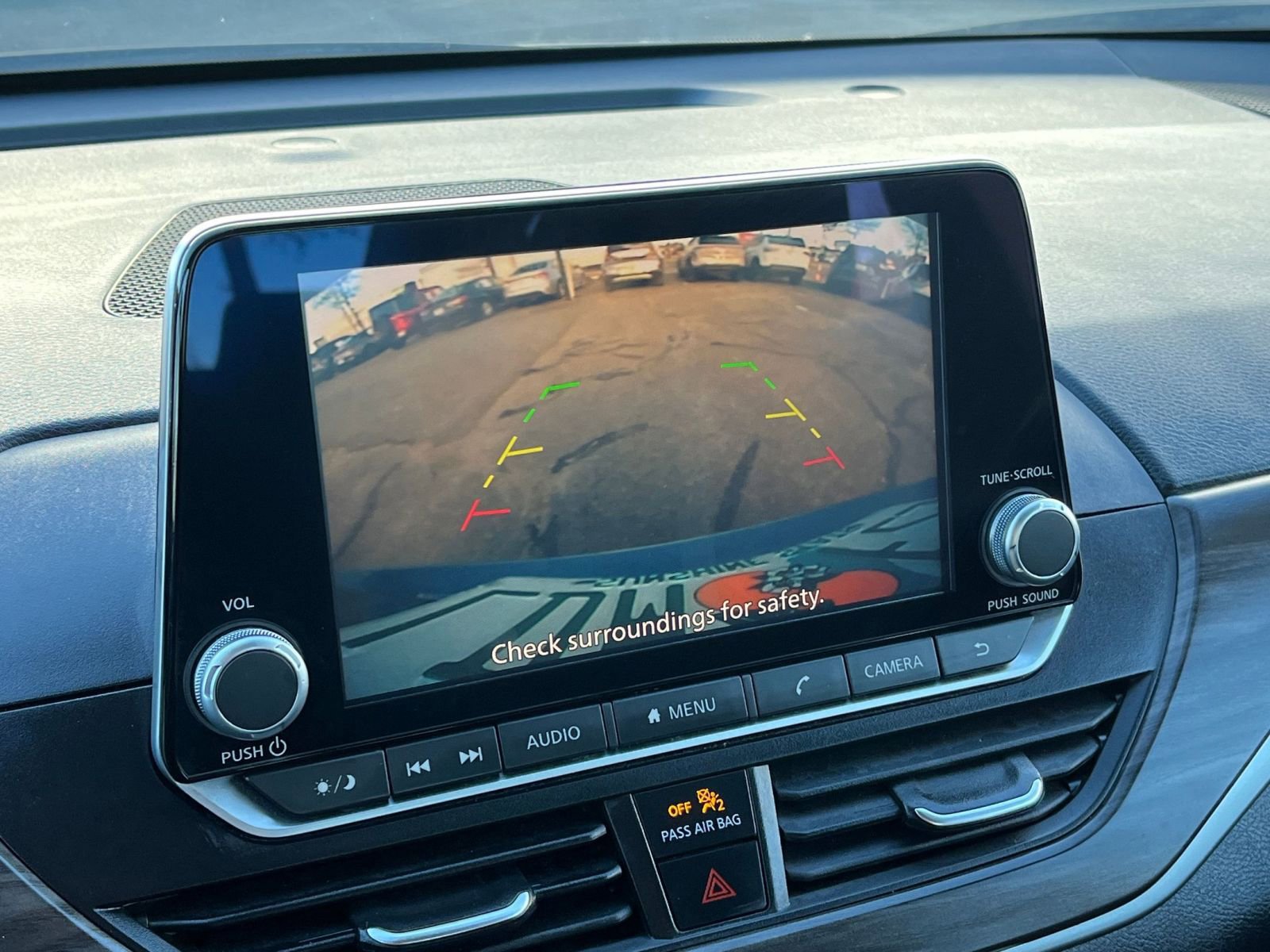 Used 2025 Nissan Altima 2.5 SV image 17