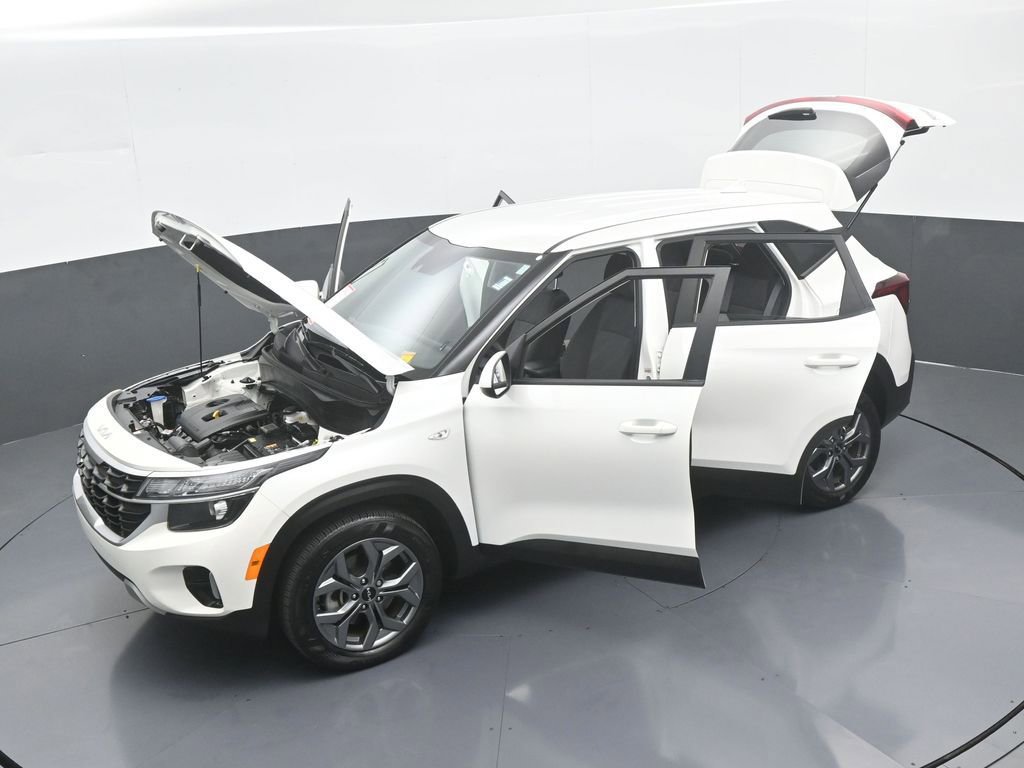 Used 2024 Kia Seltos LX image 62