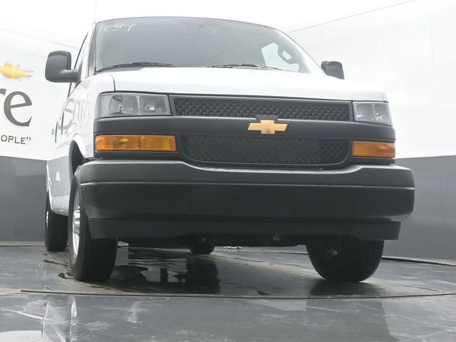New 2026 Chevrolet Express 2500 image 3