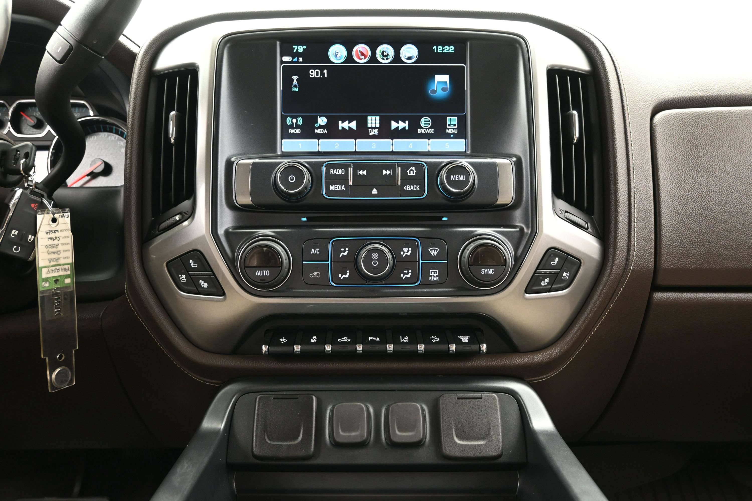 Used 2018 Chevrolet Silverado 2500 LTZ w/ Duramax Plus Package AWD/4WD image 17
